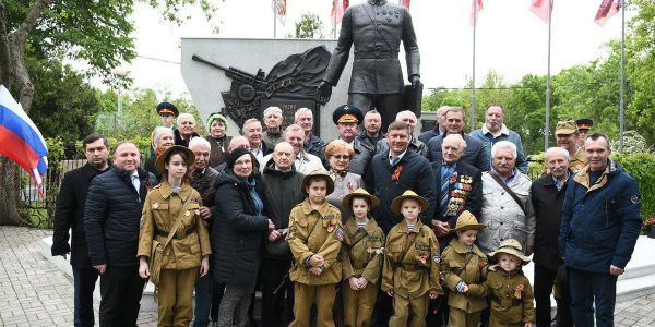 В Краснодаре открыли памятник советскому конструктору Василию Грабину