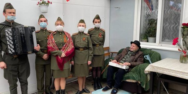 Мэр Краснодара поздравил ветерана Великой Отечественной войны со 100-летием