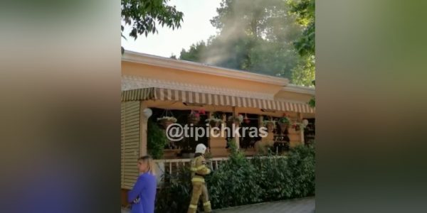 В Краснодаре из ресторана Bellini во время пожара эвакуировали 42 человек