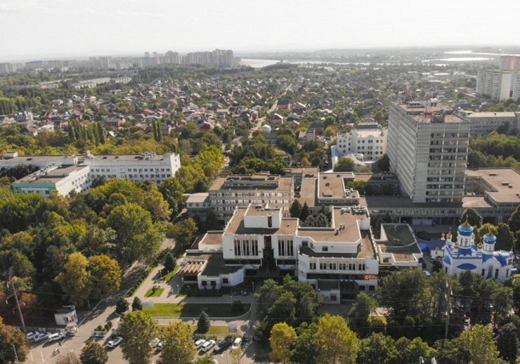 Крупнейший ковидный госпиталь Краснодарского края впервые за 2 года не принял ни одного пациента