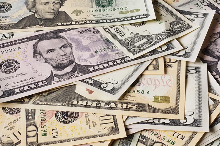 Экономист рассказал, как в России изменится курс доллара в ближайшее время