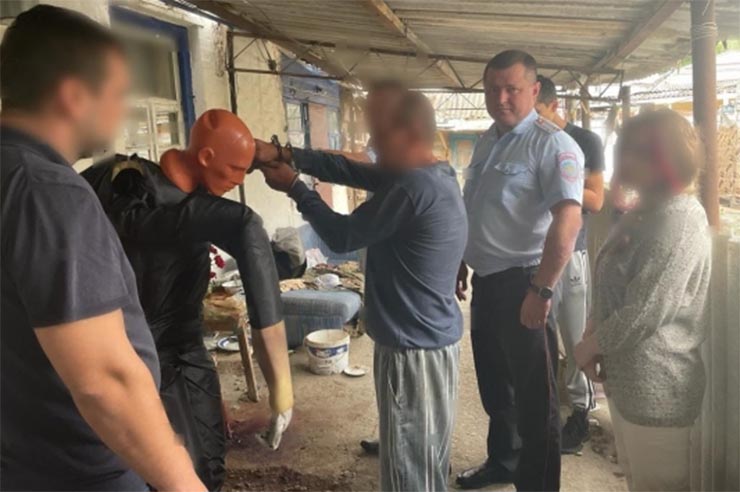 В Краснодарском крае пьяный 50-летний мужчина ударил гостя ножом в голову и ушел спать