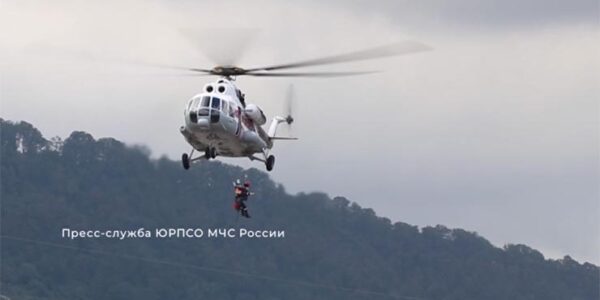 В Сочи прошли сборы по десантной подготовке спасателей