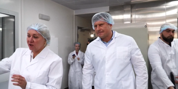 Андрей Алексеенко посетил с рабочим визитом краснодарский завод инфузионных растворов