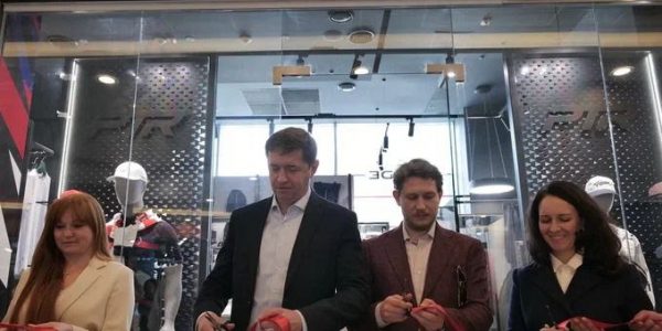В Сочи открылся магазин одежды для спорта и активного отдыха Putin Team