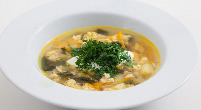 Летние супы: диетолог рассказал о пользе таких блюд