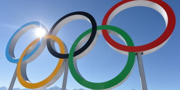 МОК допустил спортсменов из России до Олимпиады-2024 в нейтральном статусе