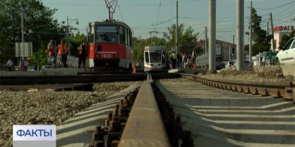 В Краснодаре отремонтируют трамвайные пути в районе Дмитриевской дамбы
