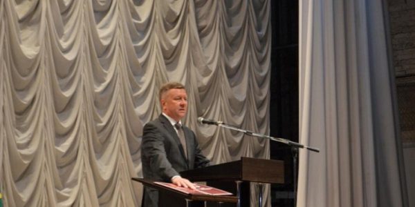 Сергей Лесь официально вступил в должность главы Крымского района