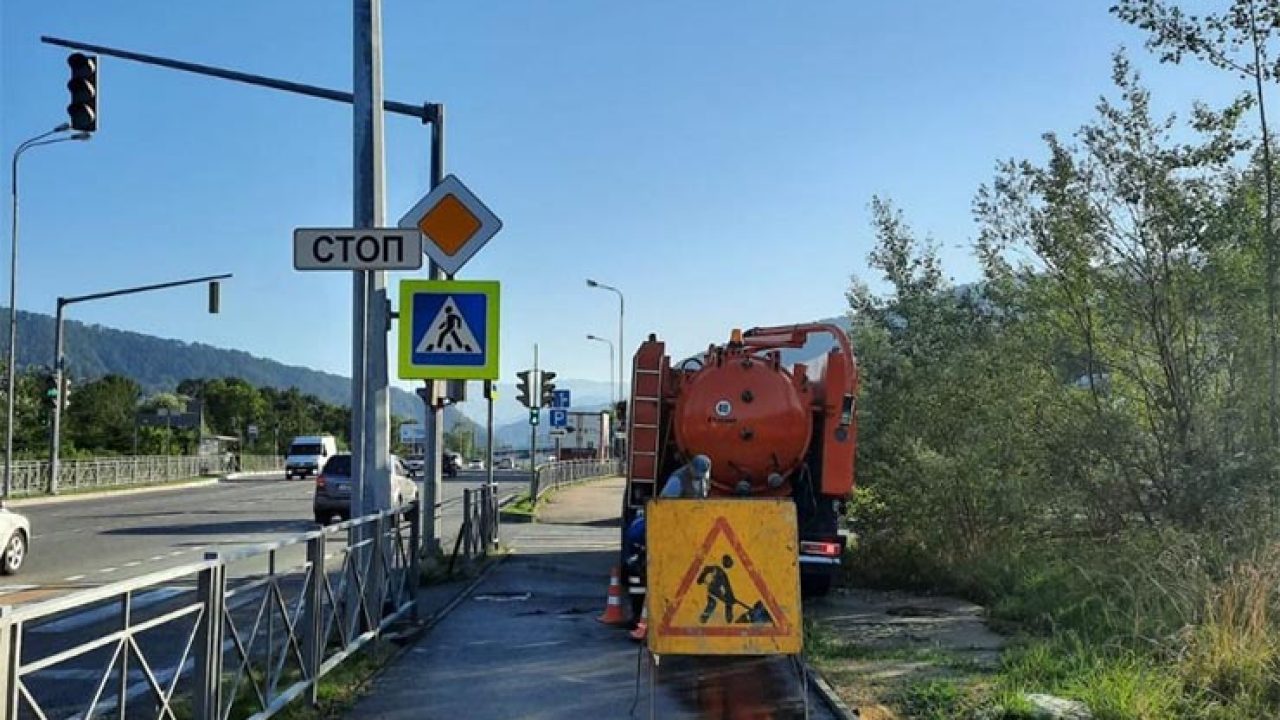 В Сочи локализовали прорыв на магистральном водоводе на улице Пластунской -  5 июля, 2022 Все новости, Общество «Кубань 24»