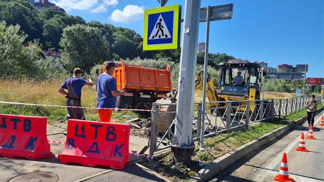 Центральный и Хостинский районы Сочи частично остались без воды из-за  прорванной трубы - 5 июля, 2022 Все новости, Общество «Кубань 24»