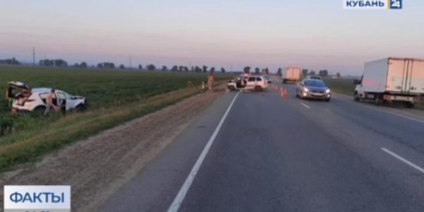 В Славянском районе в жестком ДТП на встречке погиб водитель, три человека в больнице