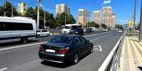 В Новороссийске ввели в эксплуатацию отремонтированный участок проспекта Ленина