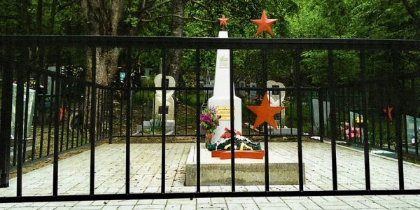 В Мостовском районе восстановили братскую могилу советских воинов