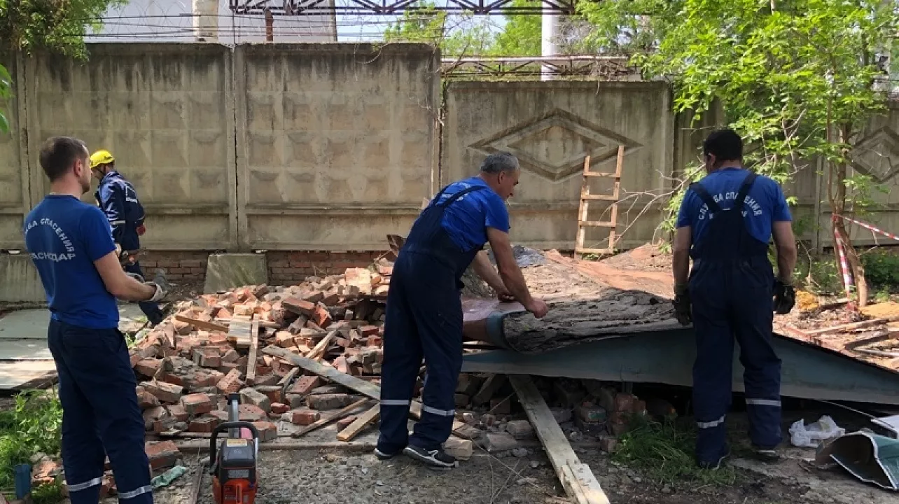 В Краснодаре за три месяца демонтировали почти 500 незаконных построек
