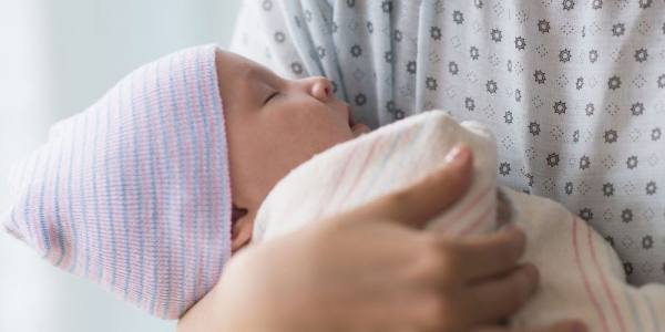 В перинатальном центре ККБ №2 в августе родилось 18 двойняшек