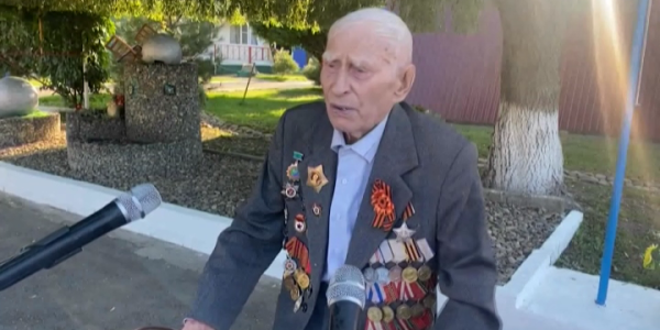 Ветерану Великой Отечественной войны Илье Немыкину из Лабинского района исполнилось 98 лет