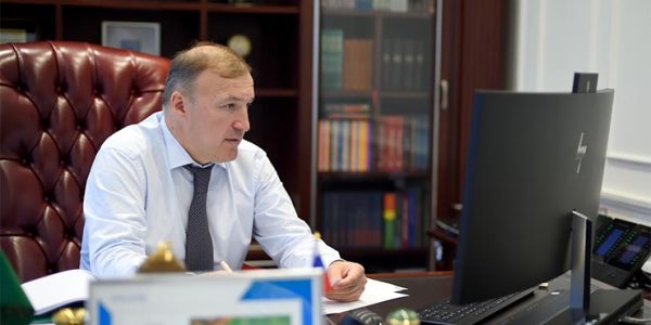 Главу Адыгеи Мурата Кумпилова единогласно переизбрали на второй срок