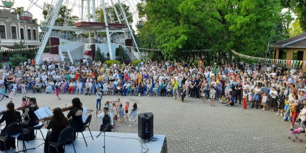 В Чистяковской Роще Краснодара 11 сентября выступит камерный Премьер-оркестр