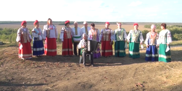 В Новопокровском районе провели международный фестиваль искусств «Степная лира»