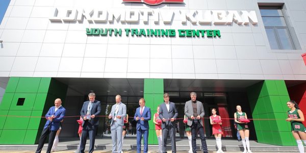 В Краснодаре открыли крупнейший в стране молодежный баскетбольный центр