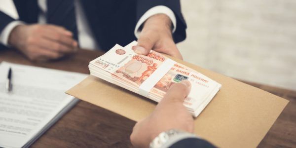 Опрос: только 7% жителей Краснодара согласны дать деньги в долг коллегам