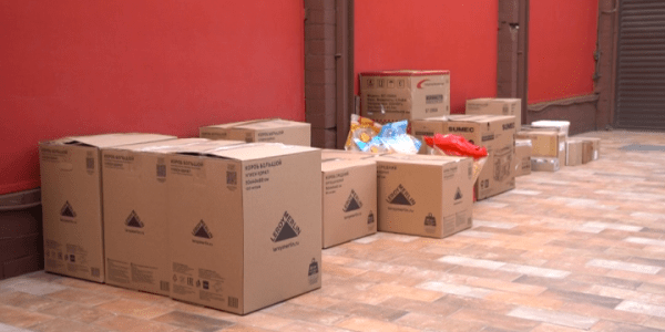Краснодарские предприниматели привезли груз гуманитарной помощи в Мариуполь