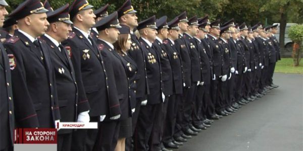 В Краснодаре в День работников уголовного розыска наградили 30 сотрудников