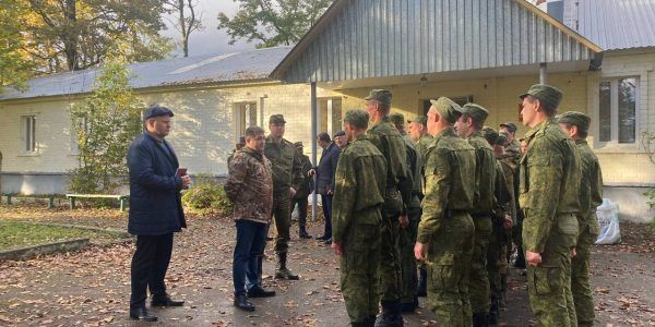 Вице-губернатор Власов проверил подготовку и экипировку мобилизованных из Краснодарского края