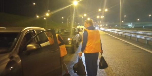 На подъездах к Крымскому мосту со стороны Кубани ликвидировали автомобильные заторы