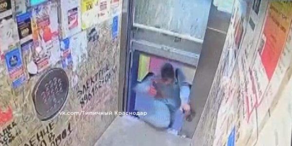 В Краснодаре на улице Гидростроителей починили лифт, который едва не убил мужчину