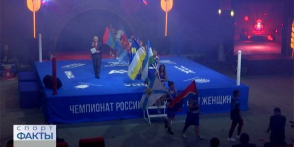 В Краснодаре впервые в истории проходит женский чемпионат России по боксу