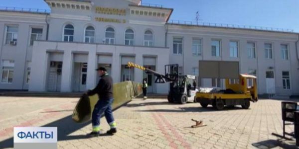 В Краснодаре самолет «ночных ведьм» сняли с постамента возле мемориала Евдокии Бершанской