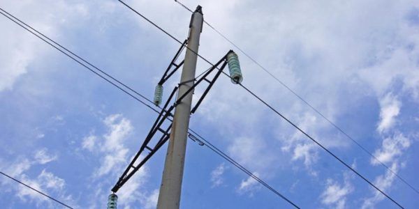 В пяти районах Краснодарского края отремонтировали 900 км линий электропередачи