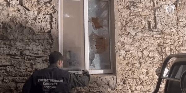 СК опубликовал видеозапись с места штурма жилого дома в Анапе