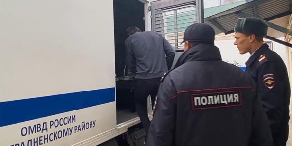 В Краснодарском крае поймали двух налетчиков на букмекерскую контору, один остается в розыске