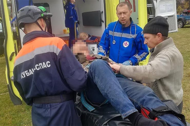 В Краснодарском крае сварщик сорвался с вышки сотовой связи, мужчина выжил