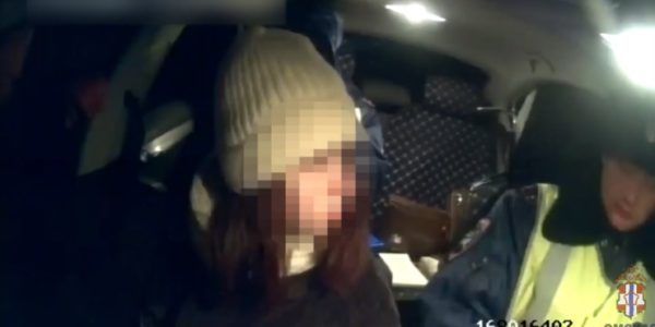 Полиция помешала 15-летней автостопщице добраться из Абакана в Краснодар