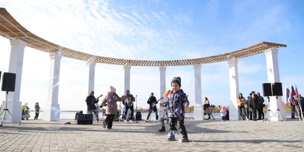 В Тимашевске 3 ноября торжественно открыли городской пляж