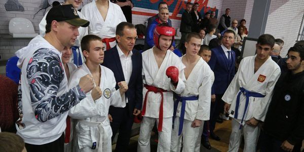 Кондратьев принял участие в открытии турнира по рукопашному бою в Анапе