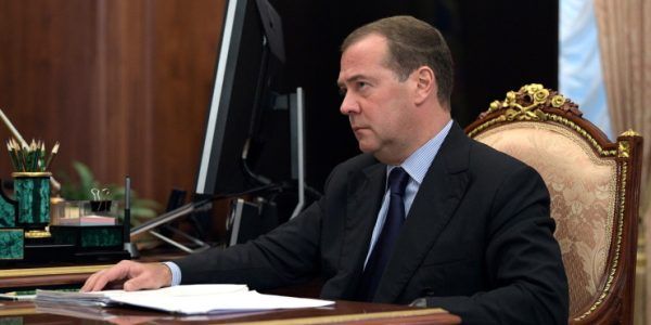 Медведев заявил, что угроза ядерной войны в мире возросла