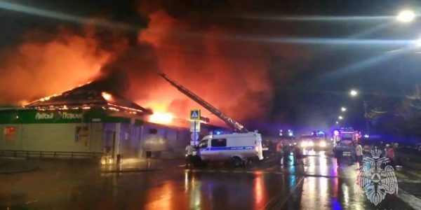 В Костроме в результате пожара в кафе погибли 13 человек