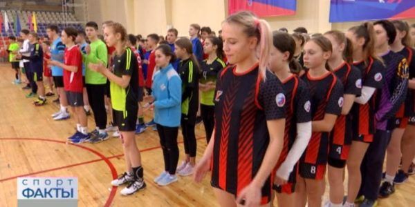 В Краснодаре определят победителей финального этапа первого Кубка губернатора по гандболу