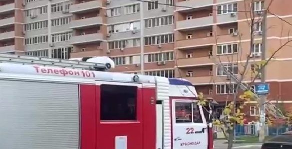 В Краснодаре при пожаре из многоэтажки эвакуировали 13 человек