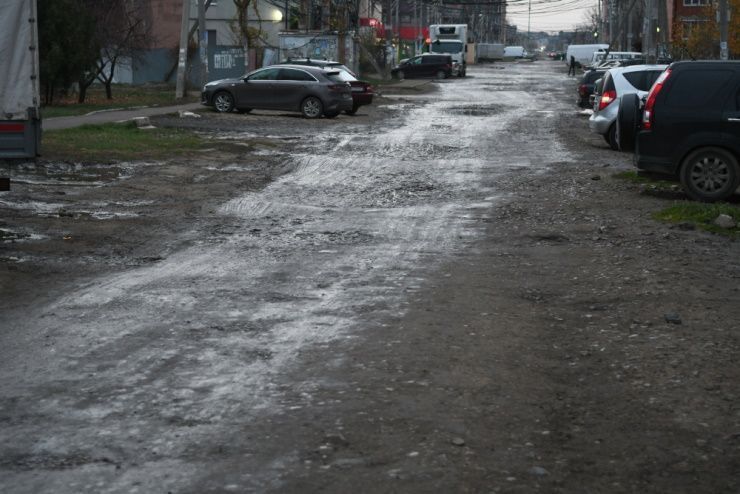 В Краснодаре ремонт гравиек на улицах Ратной Славы и Александровской стартует в начале декабря