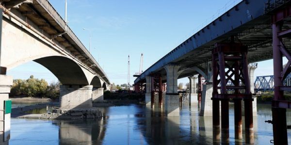 Монтаж всех пролетов нового Яблоновского моста между Краснодаром и Адыгеей завершили