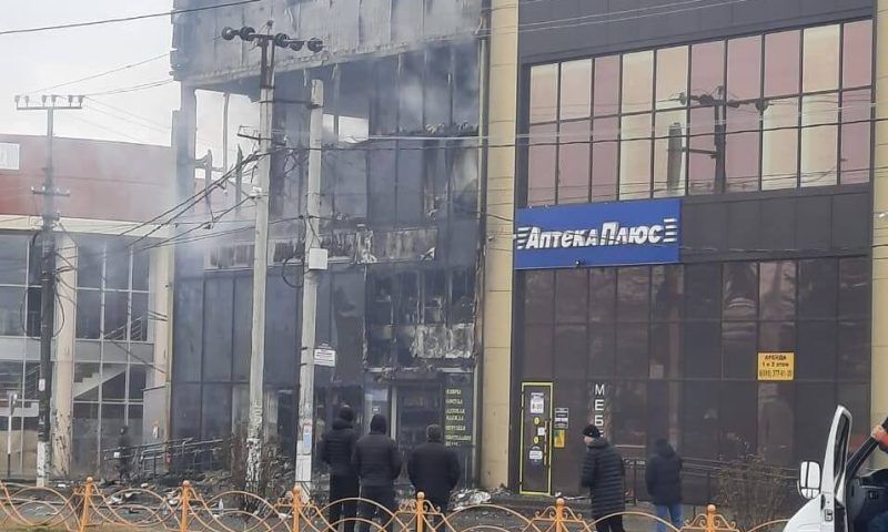 Председатель СК РФ поручил доложить об обстоятельствах пожара в торговом центре в Тбилисском районе
