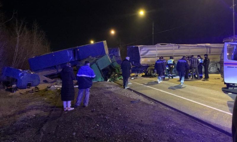 Два человека погибли в массовом ДТП с грузовиками в Северском районе