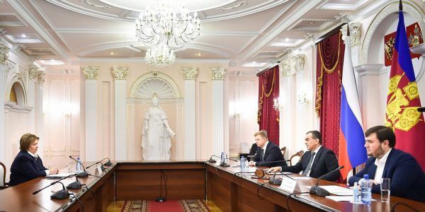 Кондратьев встретился с главой Общественной палаты Краснодарского края