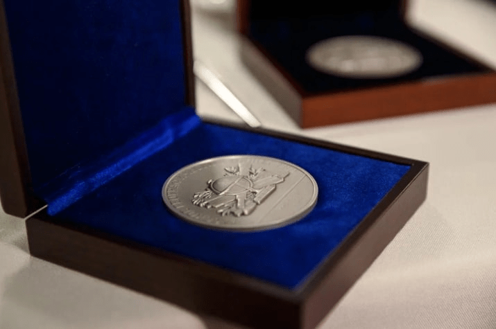 Краснодарскому отделению РГО вручили Большую серебряную медаль